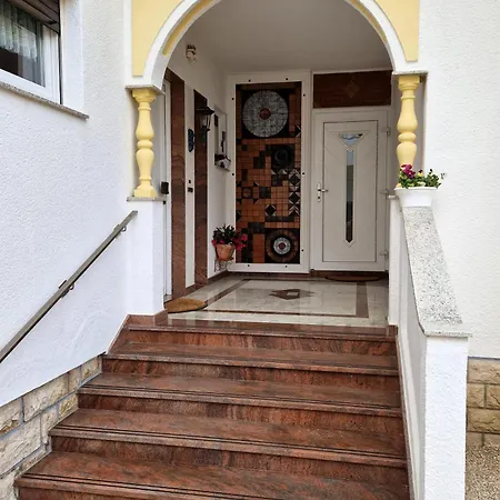Apartment By The Sea Palit, Rab - 22493 *