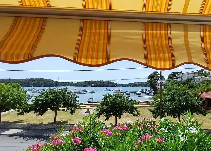 Lägenhet By The Sea Palit, Rab - 22493 Rab Town